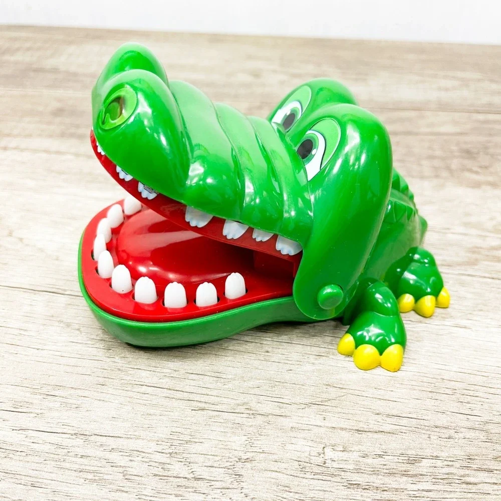 Crocodile Dentist - A Grouchy Friend with a Grievous Toothache - Replacement!